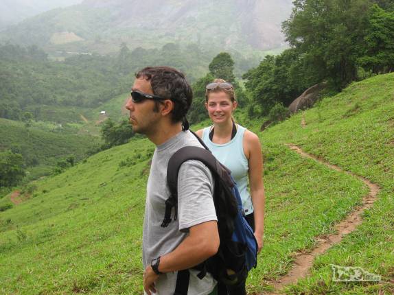 Caminhando e explorando a belíssima região de Pancas, nos Pontões Capixabas, noroeste do Espírito Santo (foto de Dez/2008)